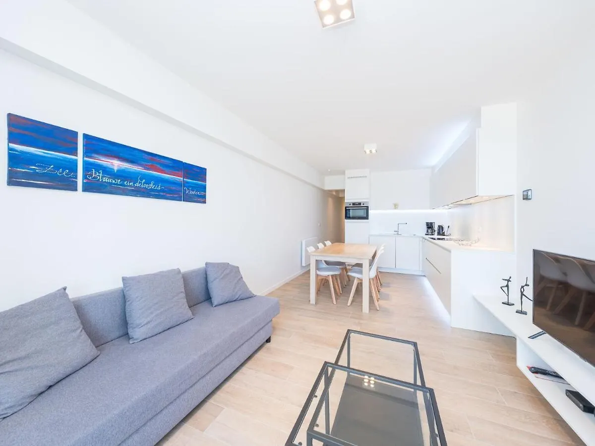 Apartment Overlooking The Sea ミデルケルケ ベルギー